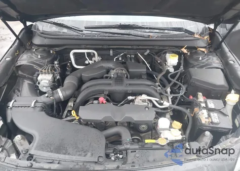 2018 Subaru Outback 2.5I Premium z USA, uszkodzony, nr VIN 4S4BSAFC1J3383131